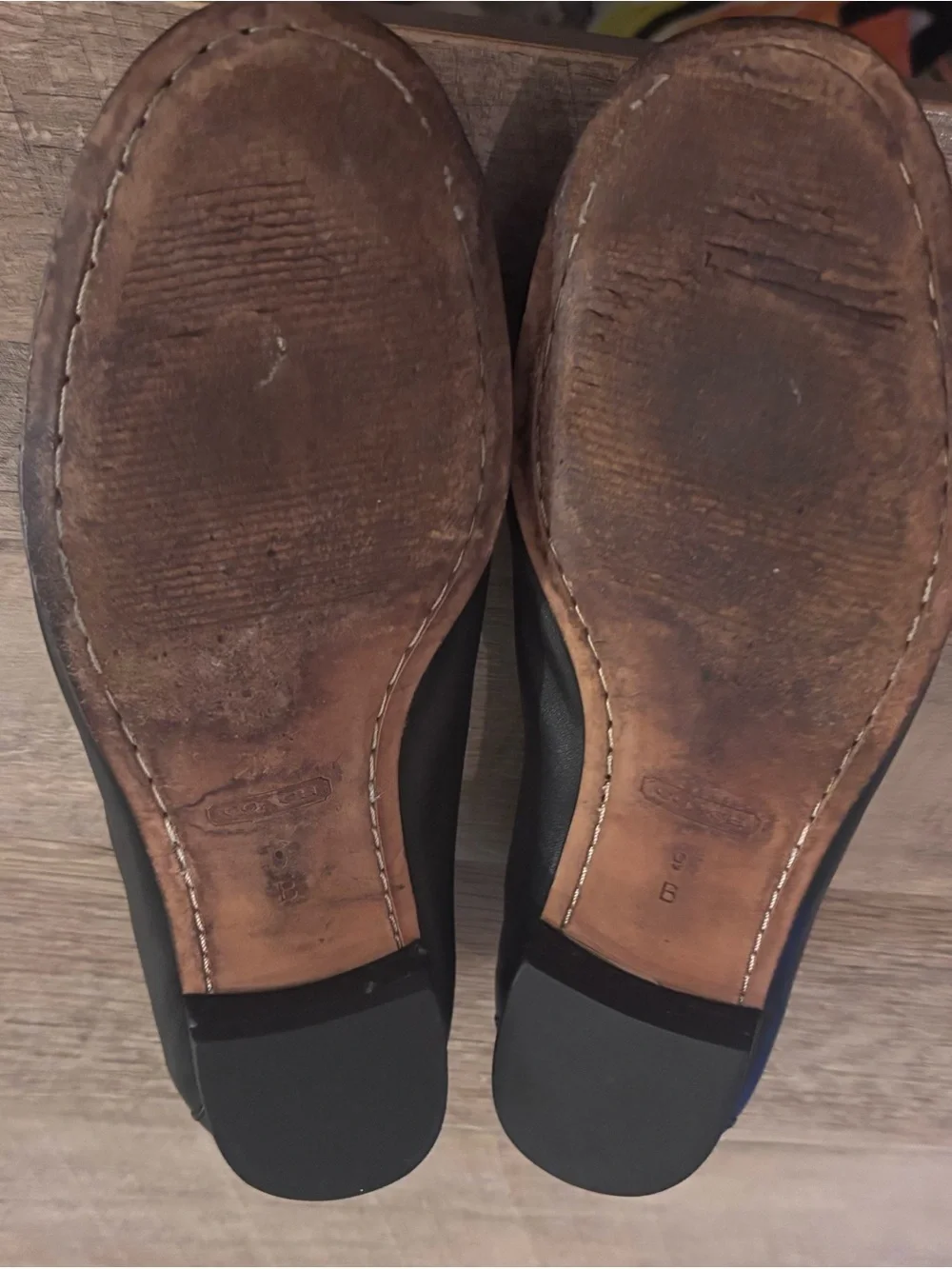 Coach Black Leather Driving Moc Loafers Women’s Size 9 Silver Logo